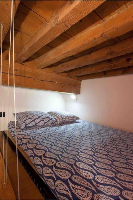 Appartement lumineux en centre-ville - B&B Arles