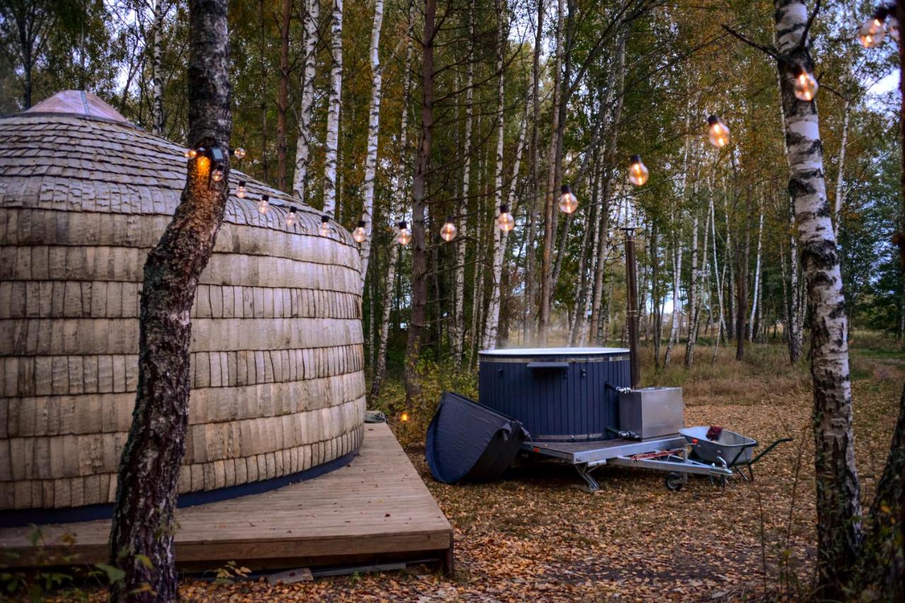 B&B Puodžiai - Lapiland - off-grid yurts & tipis - the place to reconnect with nature - Bed and Breakfast Puodžiai