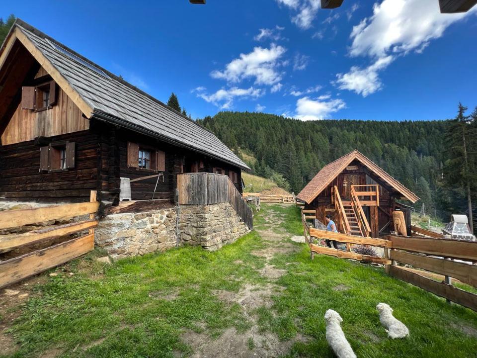Glanzerhütte - Ferienwohnung