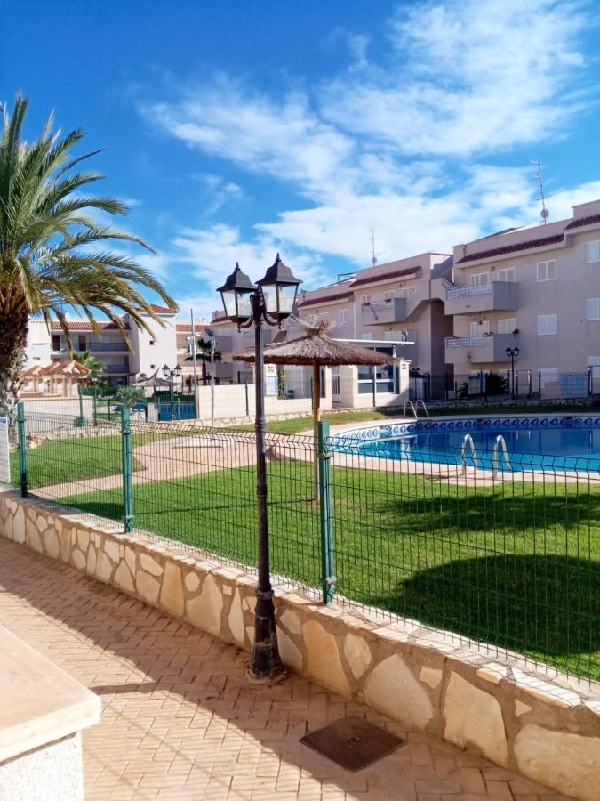 Águilas Los Collados Apartamento con WIFI Aire Acondicionado y Parking - B&B