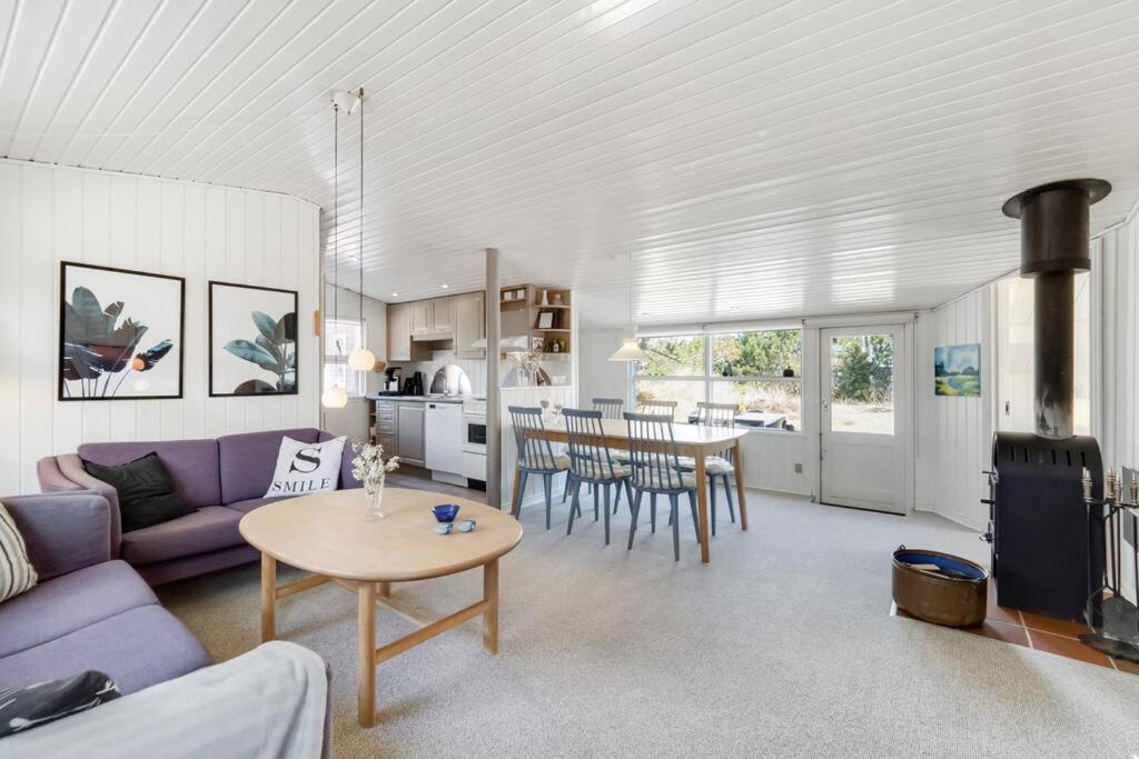 Cozy Holiday Home in Lovely Surroundings - Ferienwohnung