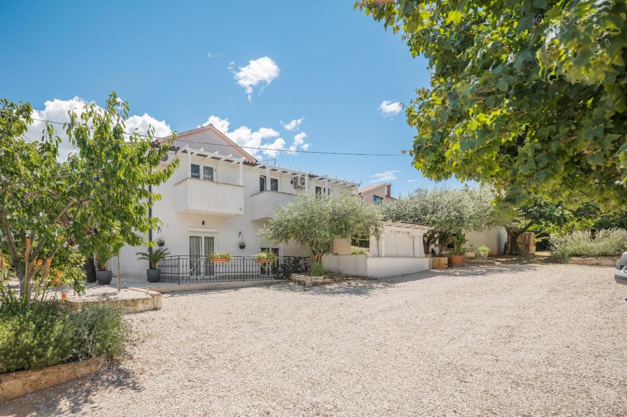 Martina Guest house-Rooms - Ferienwohnung Poreč