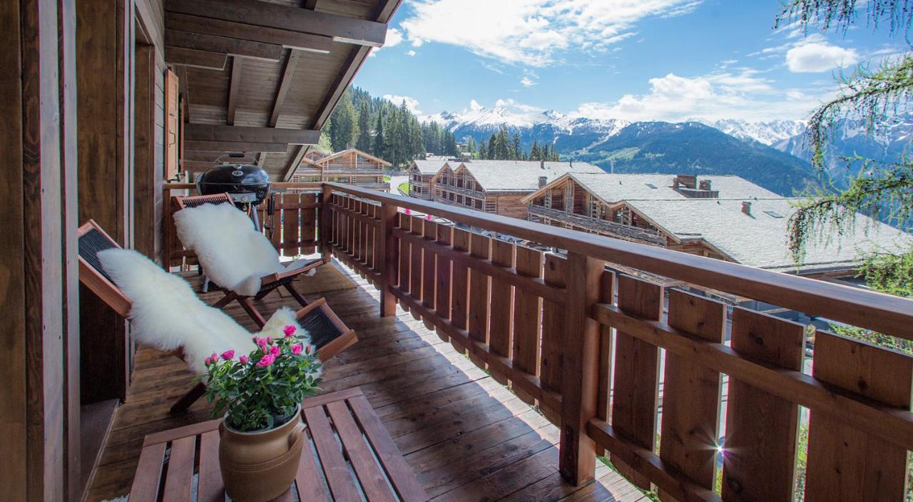 Penthouse - Ski-in Ski-out 30 meters from Medran lift and 40 meters from W Hotel - B&B