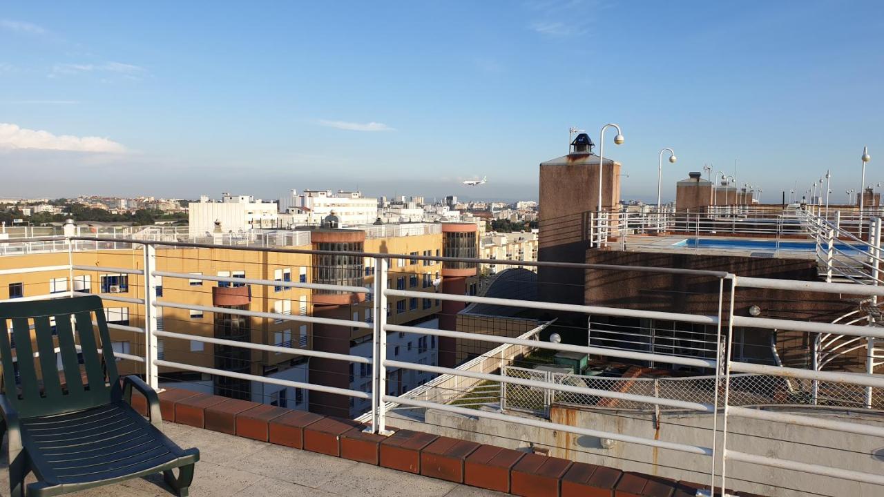 Apart Lisbon Pool Metro Garage - B&B