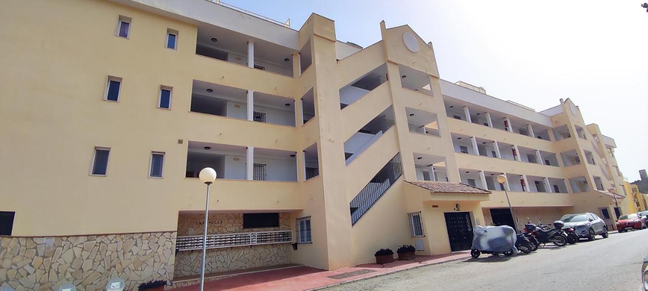 ALIRE YUCAS - B&B