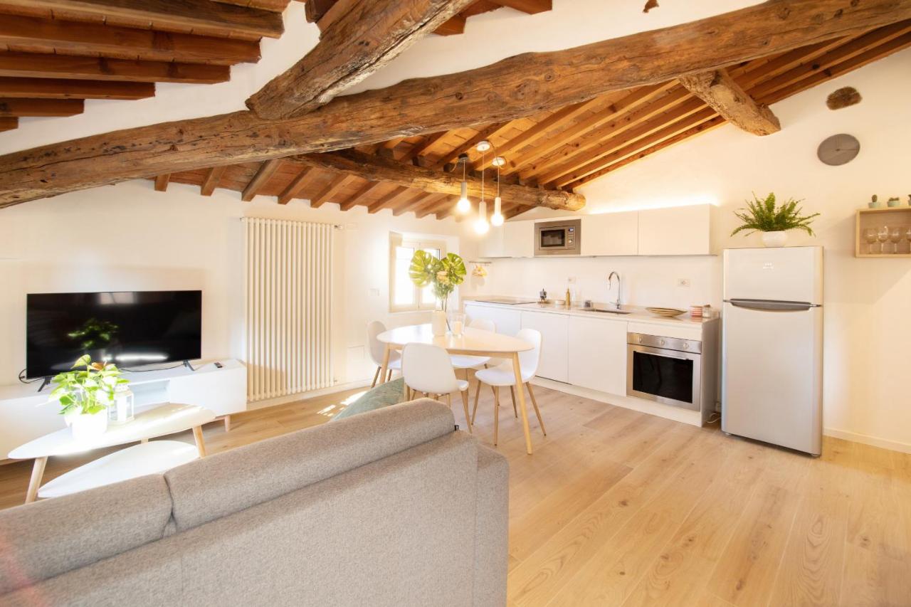 Sibilla Luxury Flat in center town - Ferienwohnung Lucca