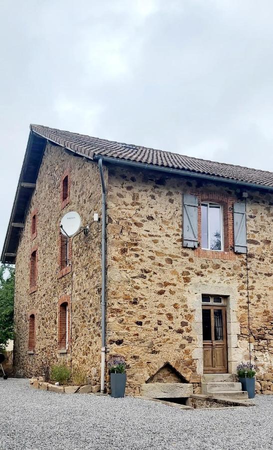 Sharecroppers Cottage with Swimming Pool - B&B