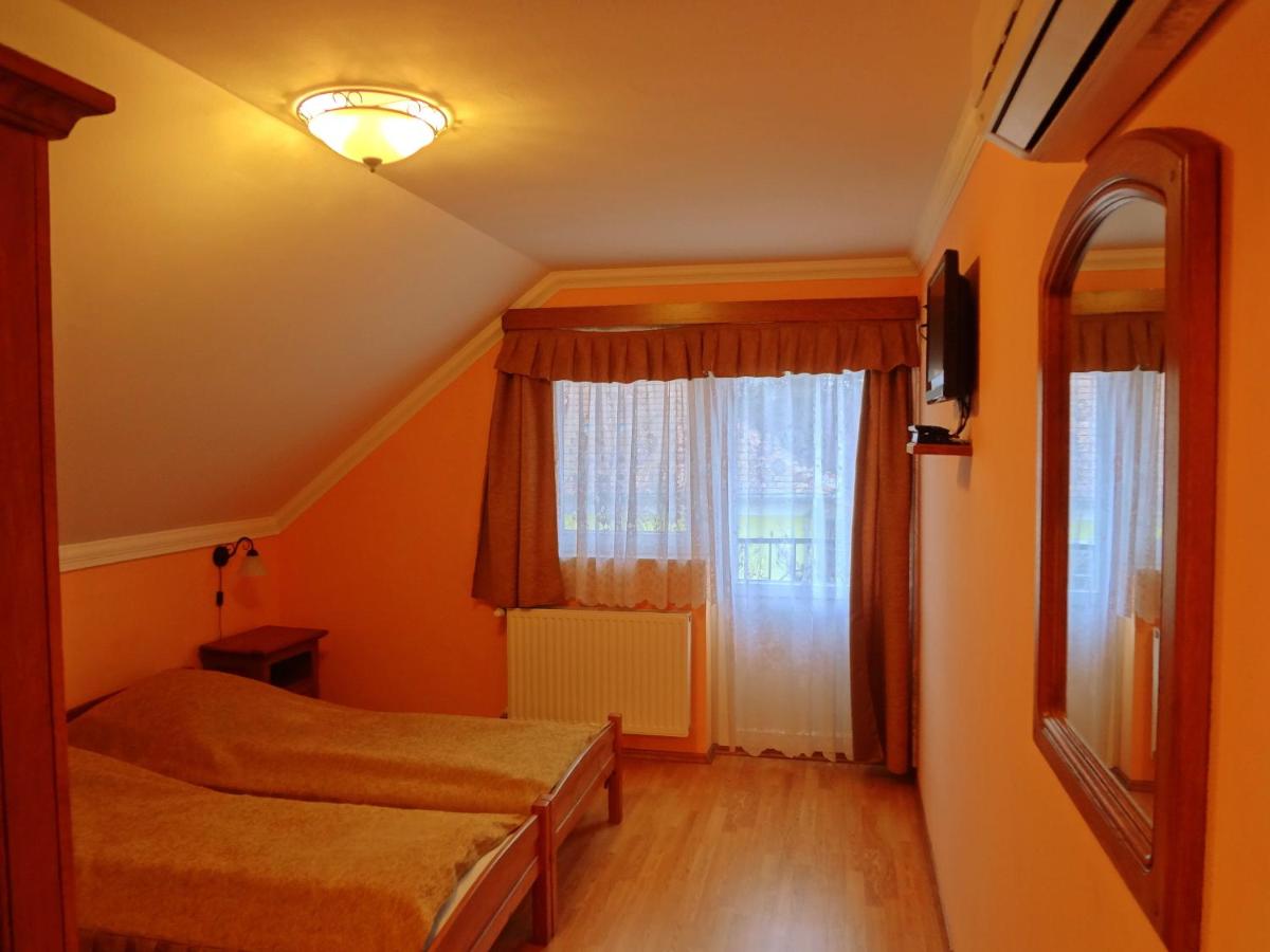 Double or Twin Room with Private Bathroom