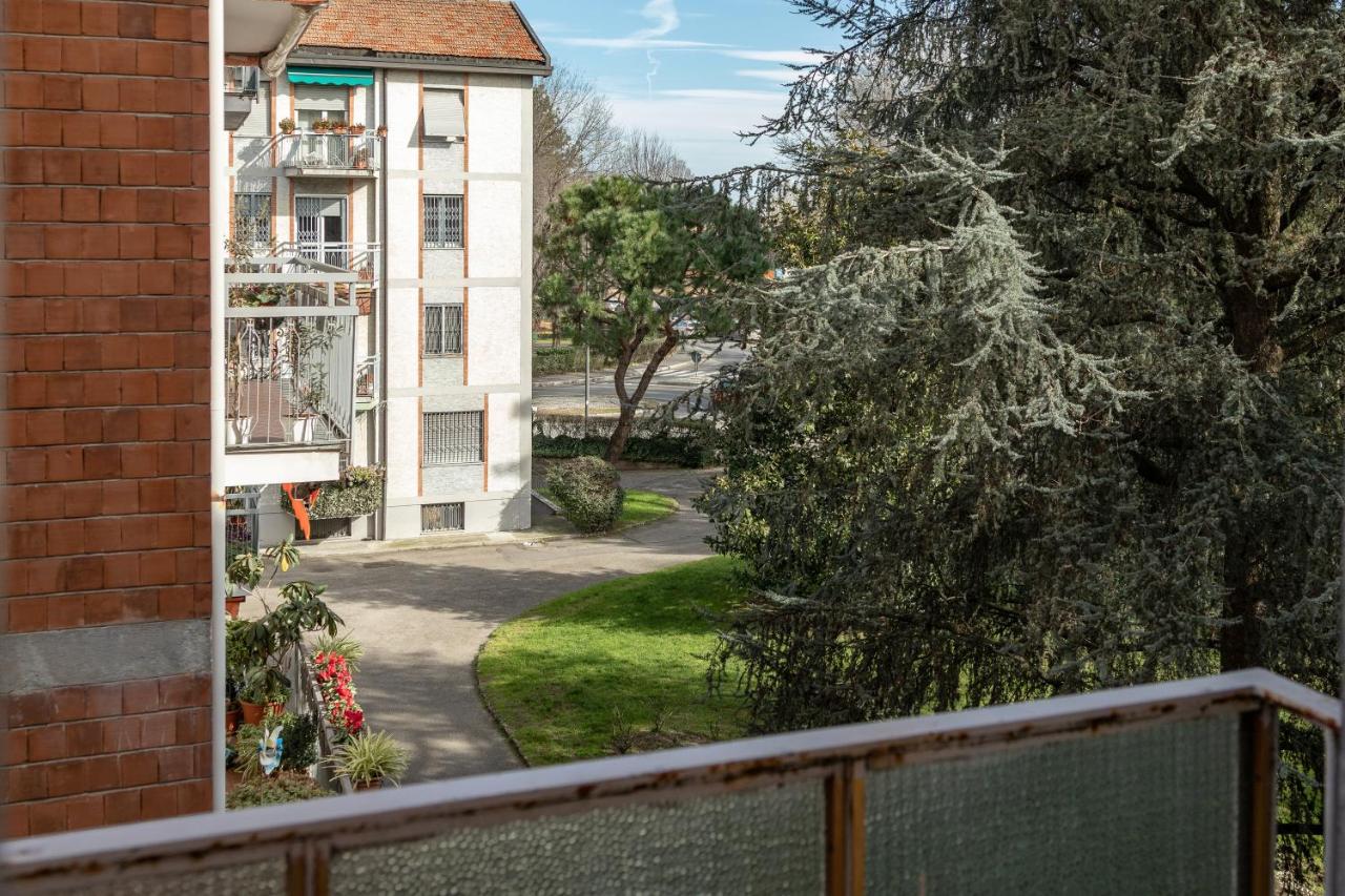 Accomodo MIT12 Trivano Linate - B&B
