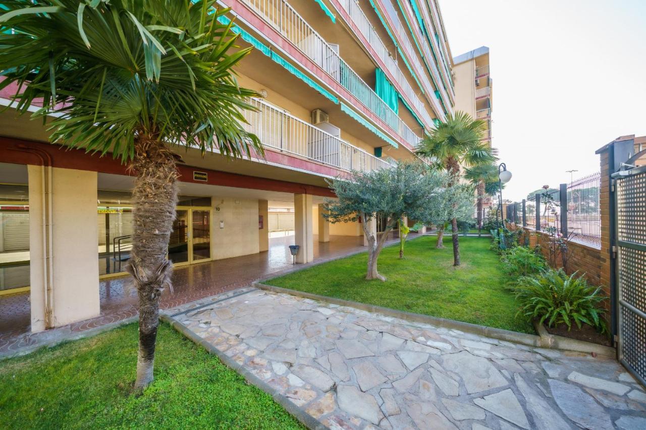 HomeHolidaysRentals Nice - Costa Barcelona - Bed and Breakfast