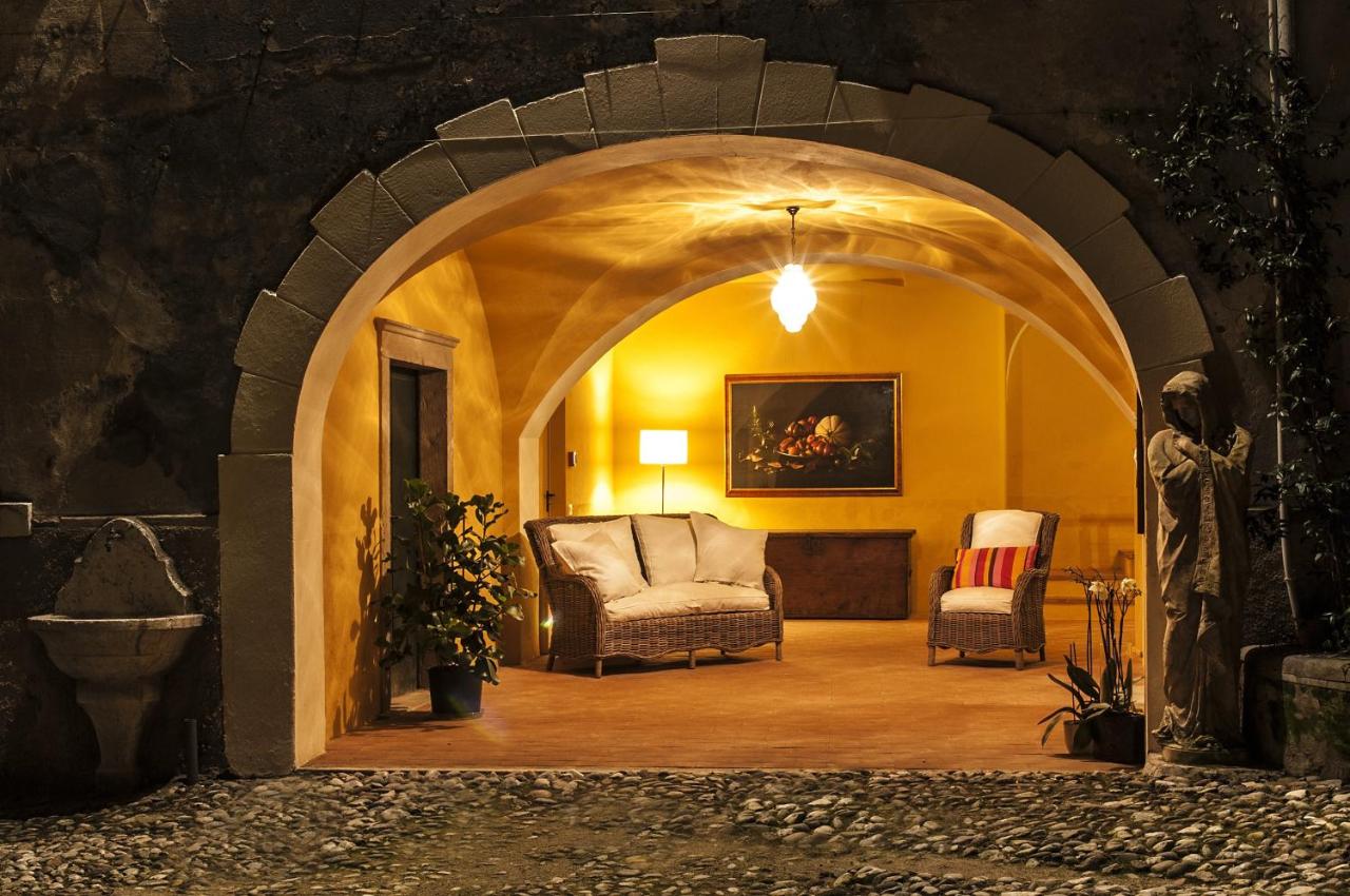 B&B San Felice del Benaco - B&B Corte delle Muse - Bed and Breakfast San Felice del Benaco