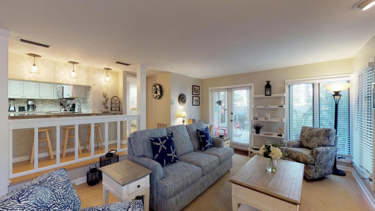 1852 St Andrews Commons - B&B