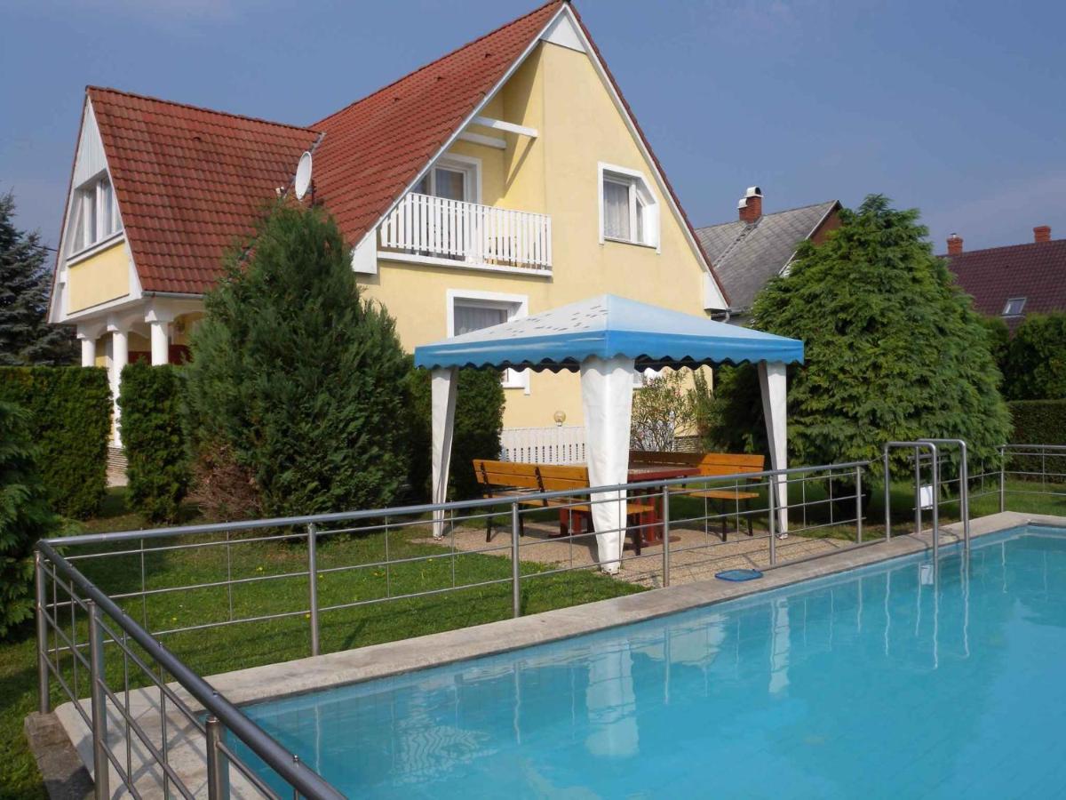 Apartments in Felsopahok - Balaton 19019 - B&B Felsőpáhok