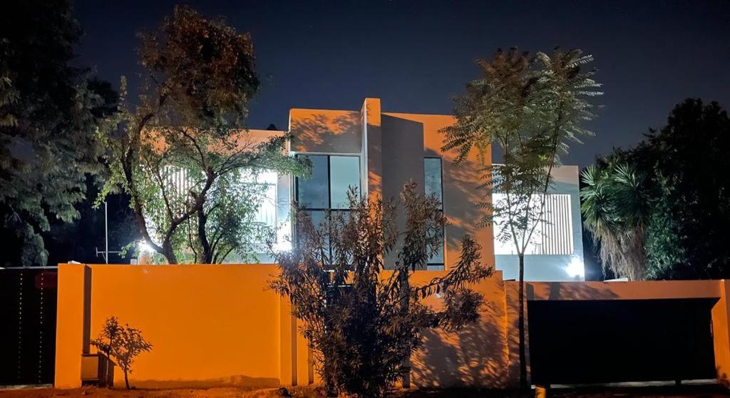 Stay In Carlazo - Unlimited WiFi, Solar backup - B&B