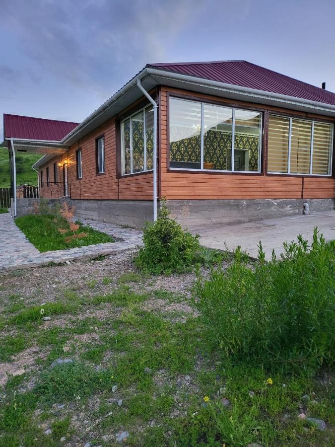 Кольсайские озера, гостиница Айару - B&B Kurmenty