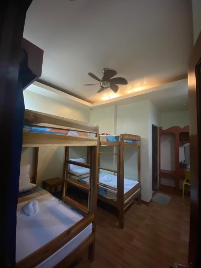 Quadruple Room with Private Bathroom