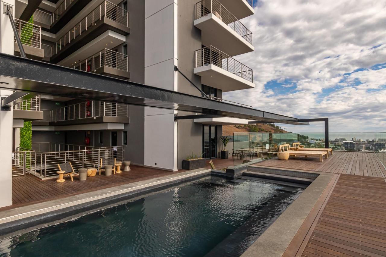 Beautiful Family Apartment with amazing views @ 16 on Bree - B&B