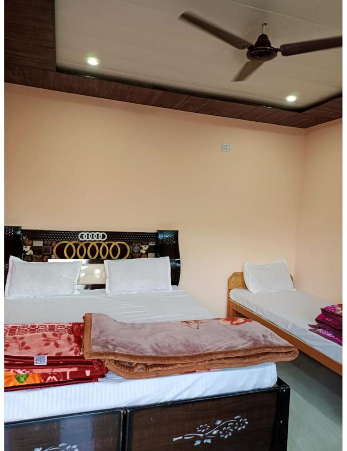 Dreibettzimmer