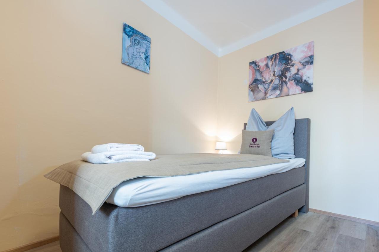 Single Room with Shared Bathroom Garden View