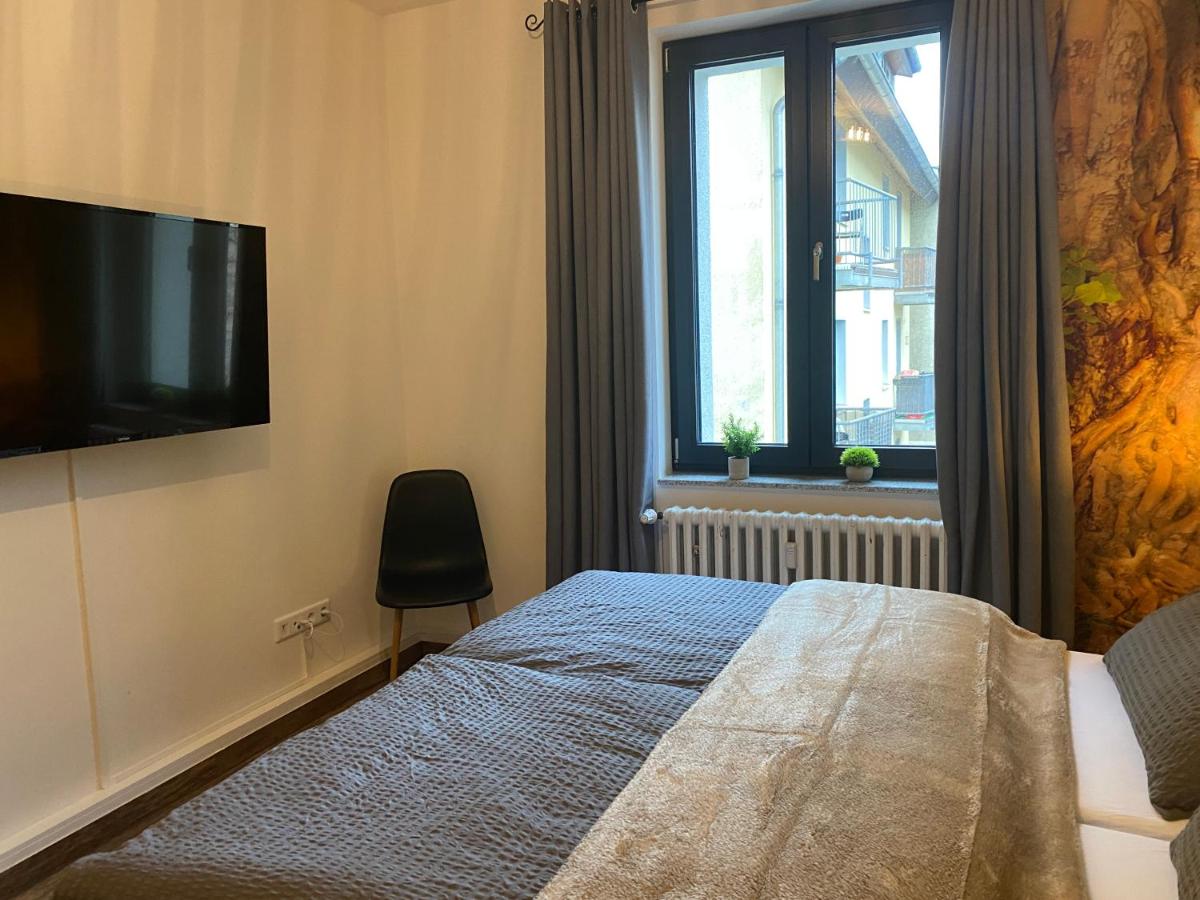 BIELEFELD CITY APARTMENTS - Wood - 2 Schlafzimmer, voll ausgestattete Küche, modernes Badezimmer, schnelles WLAN - Ferienwohnung Bielefeld