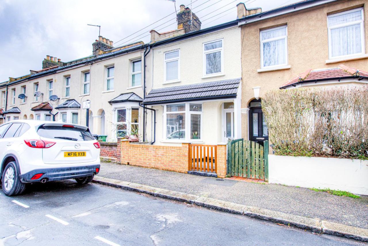 Statera Apartments - 2-Bed House in Stratford - B&B