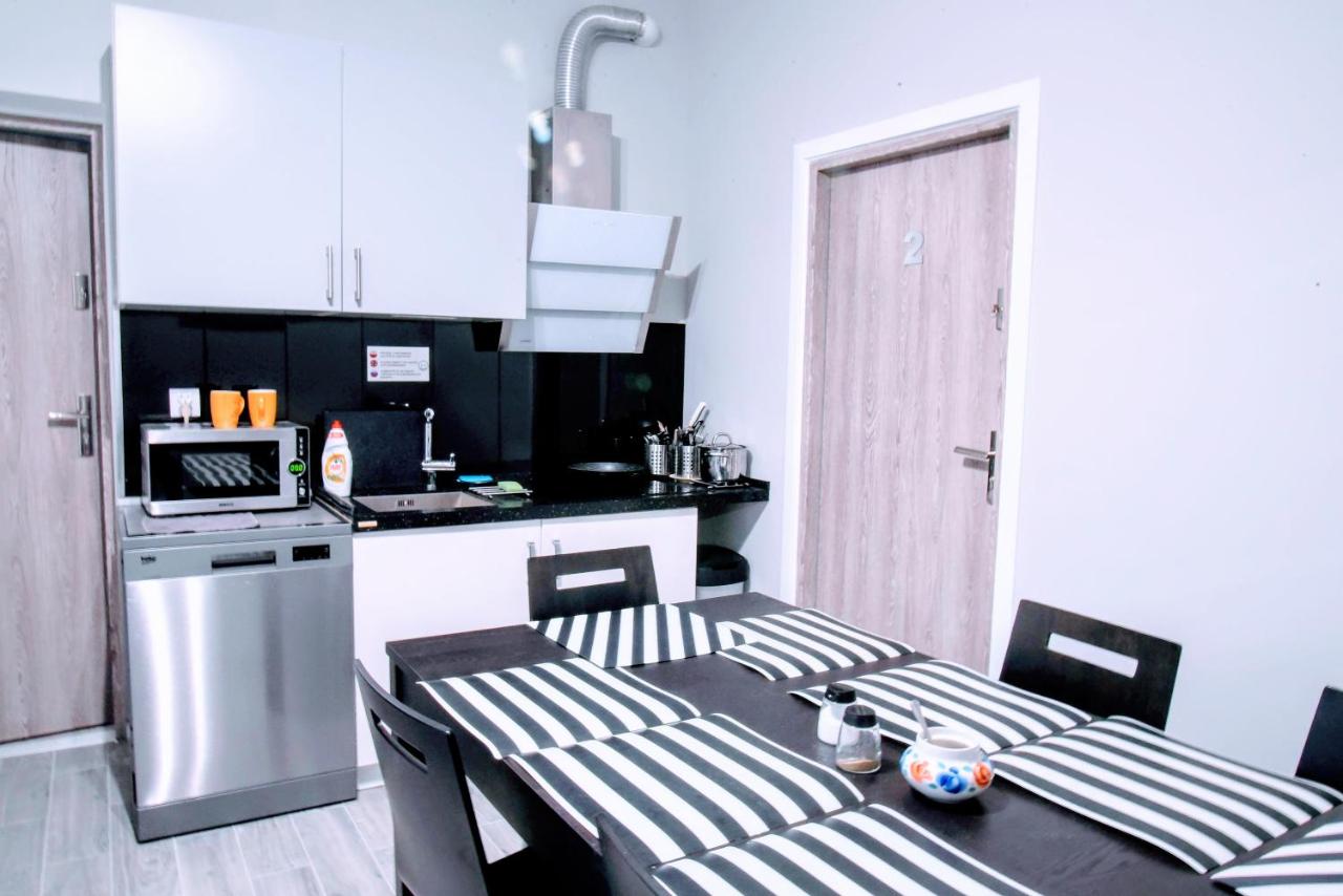 KOMFORT WILLA+ BIS - B&B Blizne Łaszczyńskiego