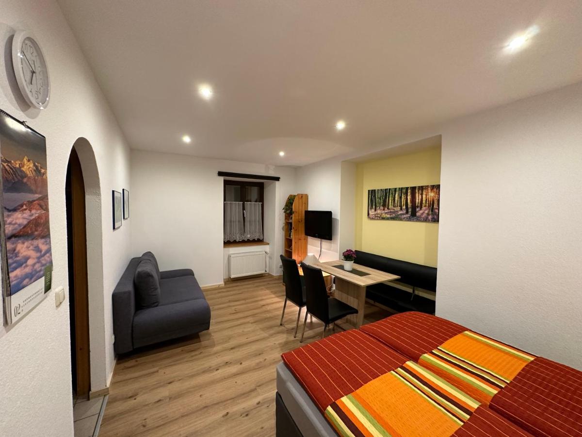 Ferienwohnung Wohlfahrter - B&B