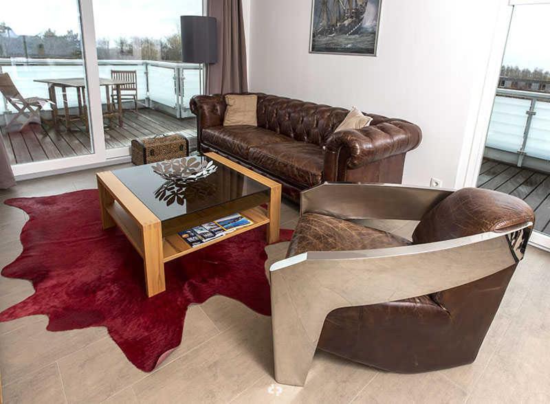 One-Bedroom Apartment with Balcony