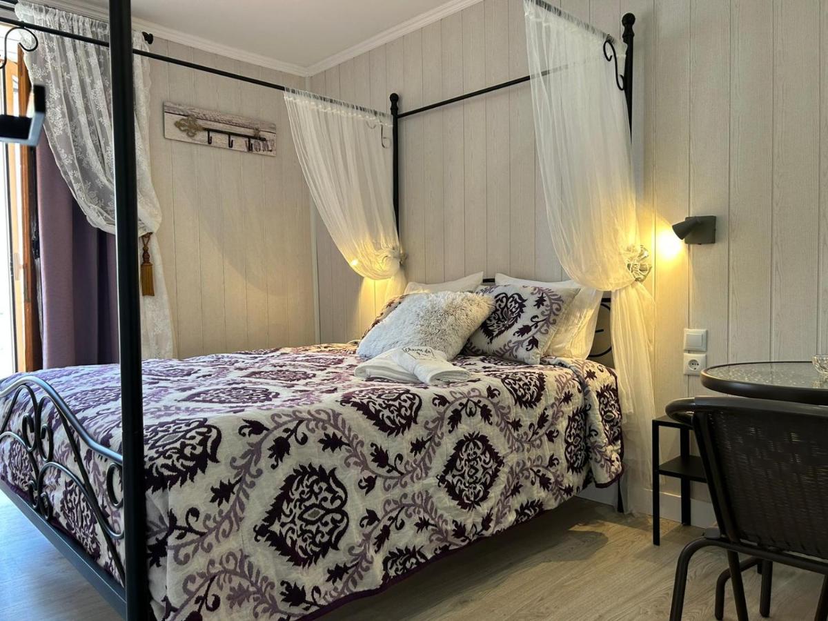 Double Room with Private External Bathroom (Single Occupancy)