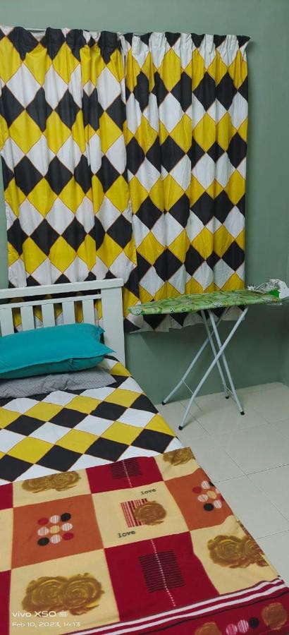 Homestay Lumut Perak - B&B
