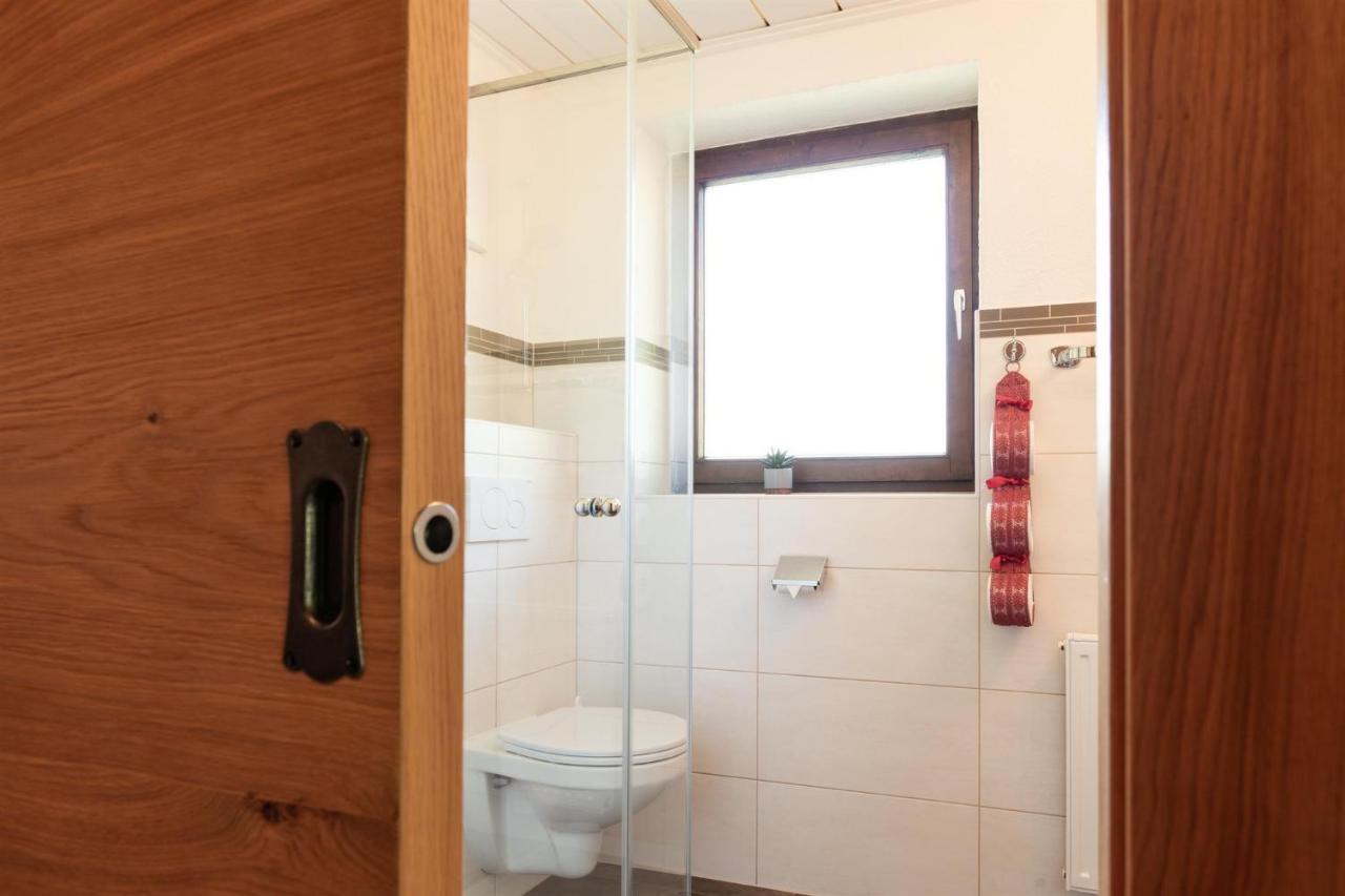 Appartamento con 2 Camere da Letto e con Doccia
