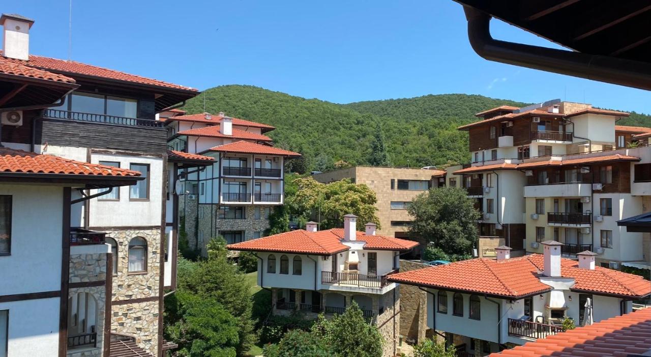 ETARA 2, Sveti Vlas - APARTELLO⊛com - Chambres d’hôtes Slanchev Bryag