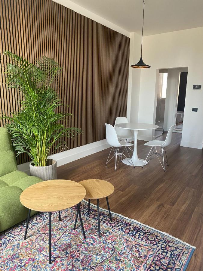 LOFT MANZONI 37 - Ferienwohnung Cremona