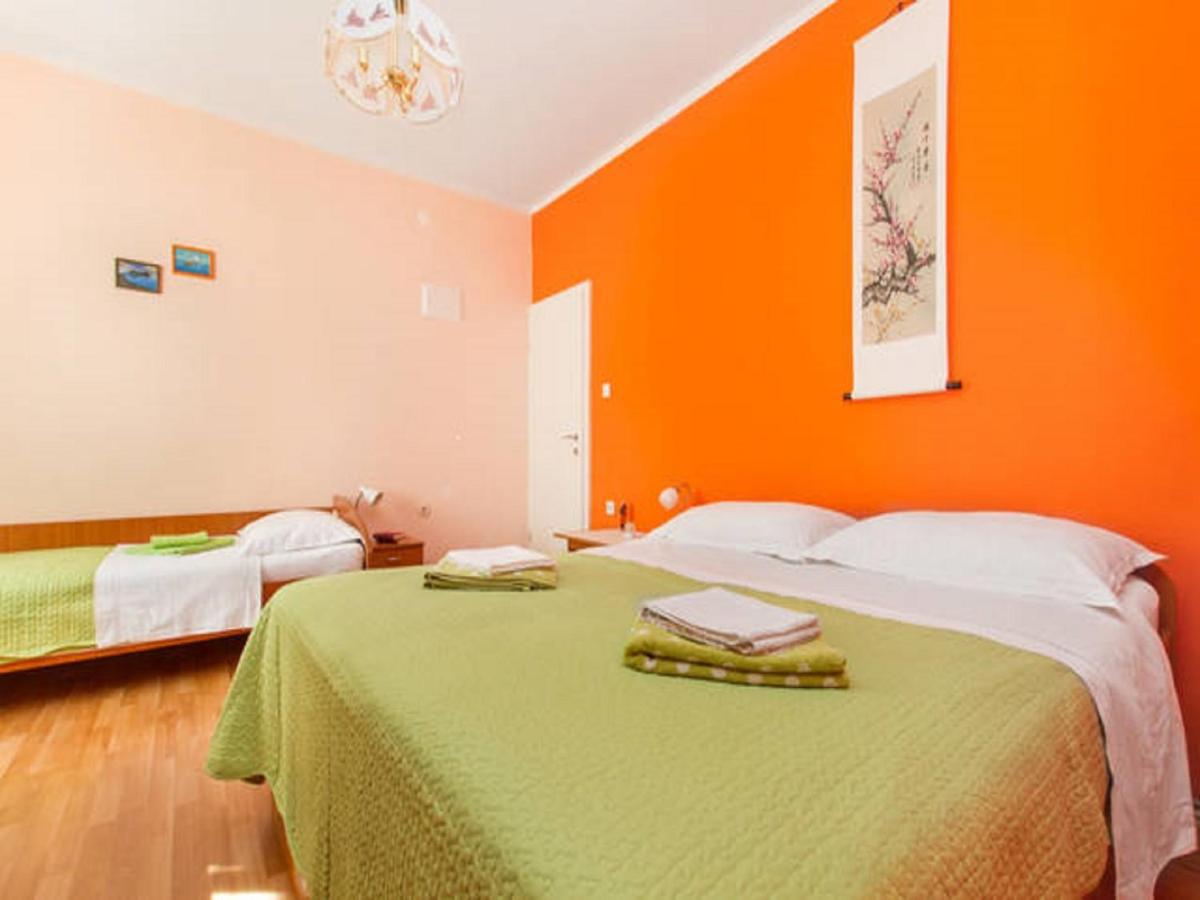 One-Bedroom Apartment with Terrace