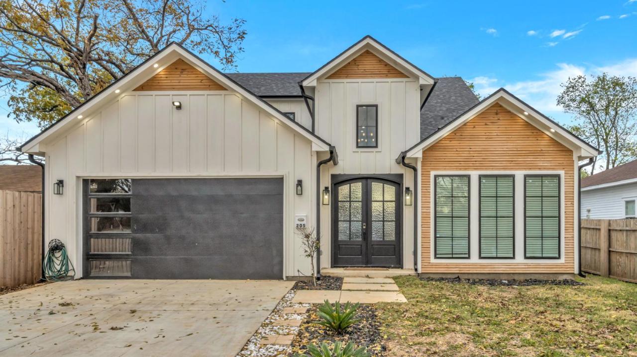Luxury (Less than mile from AT&T Stadium/GlobeLife) GameRoom/Basketball Hoop - B&B
