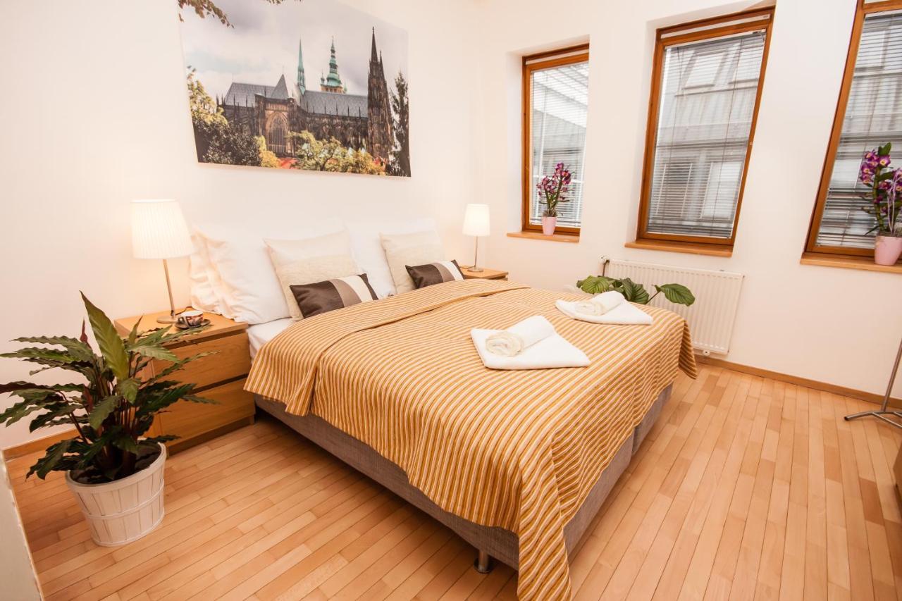 Appartamento con 3 Camere da Letto e Terrazza