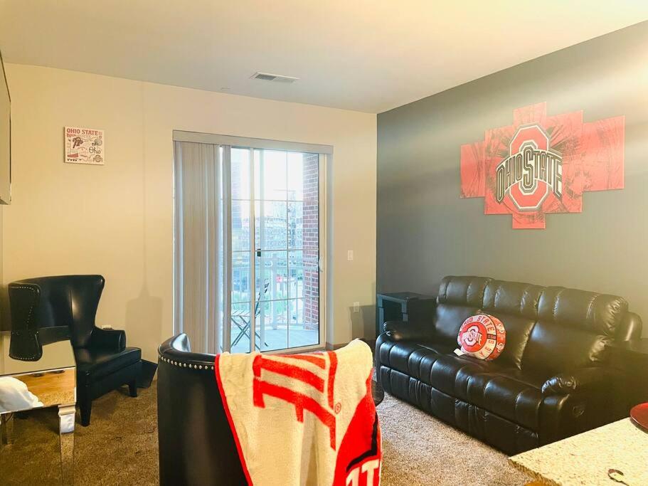 B&B Columbus - King Size with OSU Theme! - Bed and Breakfast Columbus