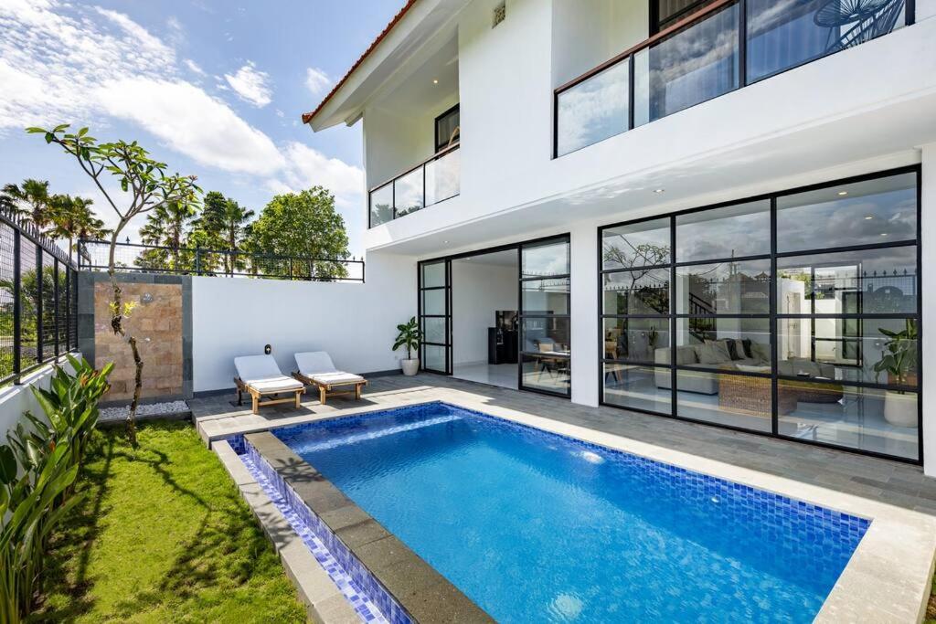 2BR Pool Villa Alba in Canggu, Rice field view - B&B Taliwang