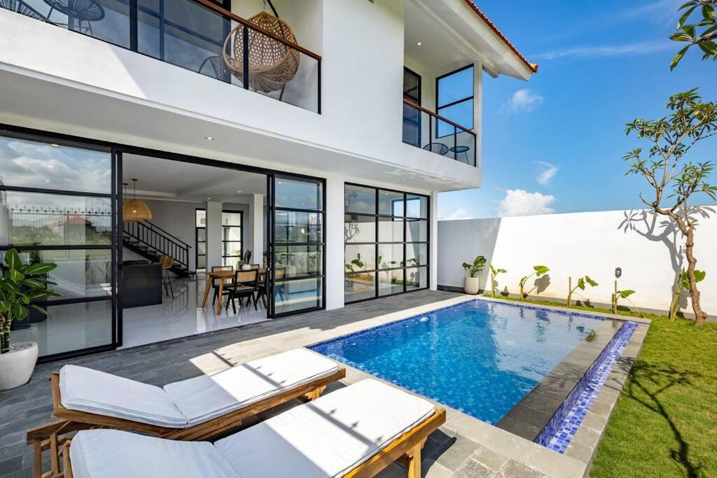 2BR Pool Villa Alba in Canggu, Rice field view - B&B