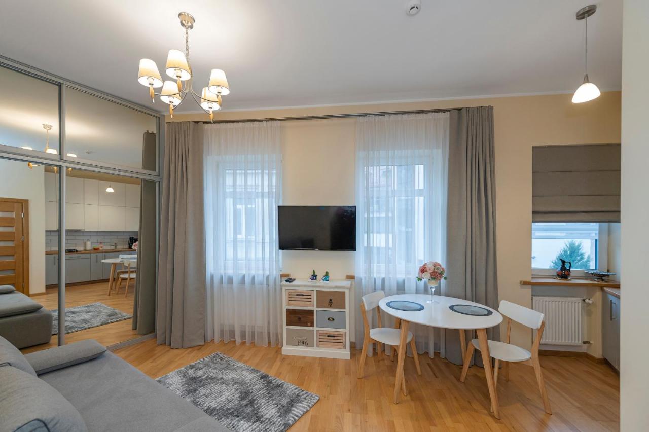 B&B Kaunas - Comfortable old town studio apartment by Polo Apartments - Bed and Breakfast Kaunas