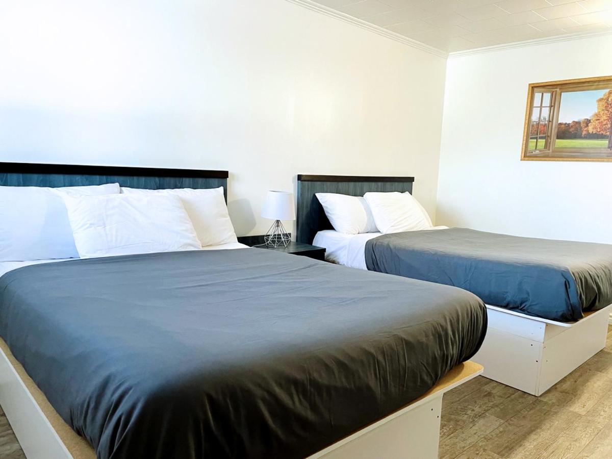 Double Room with Two Double Beds