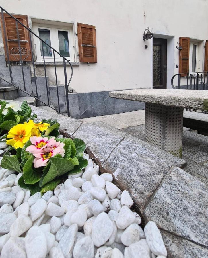 Casa Rosina - Una caramella, nel nucleo, ai piedi della Verzasca- - B&B