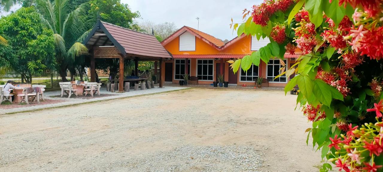 Sofea Homestay - Ferienwohnung