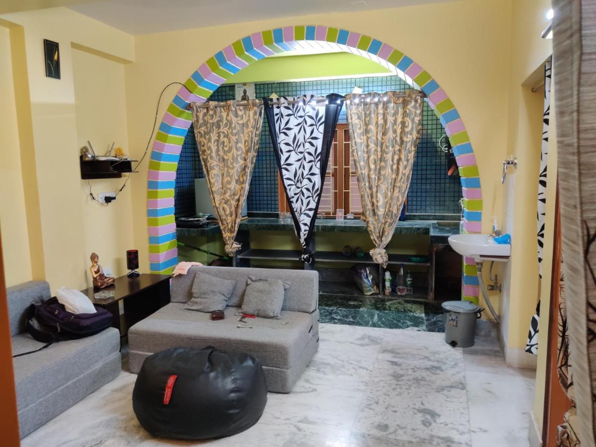 B&B Kolkata - Home Srishti - Bed and Breakfast Kolkata