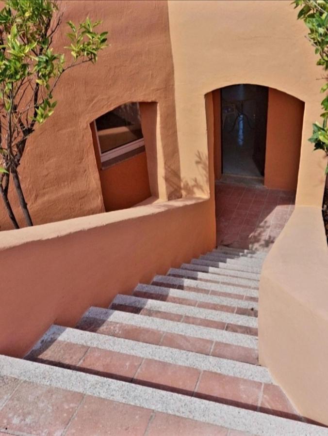 Appartamento Calarossa Sardegna CasaRosa - B&B