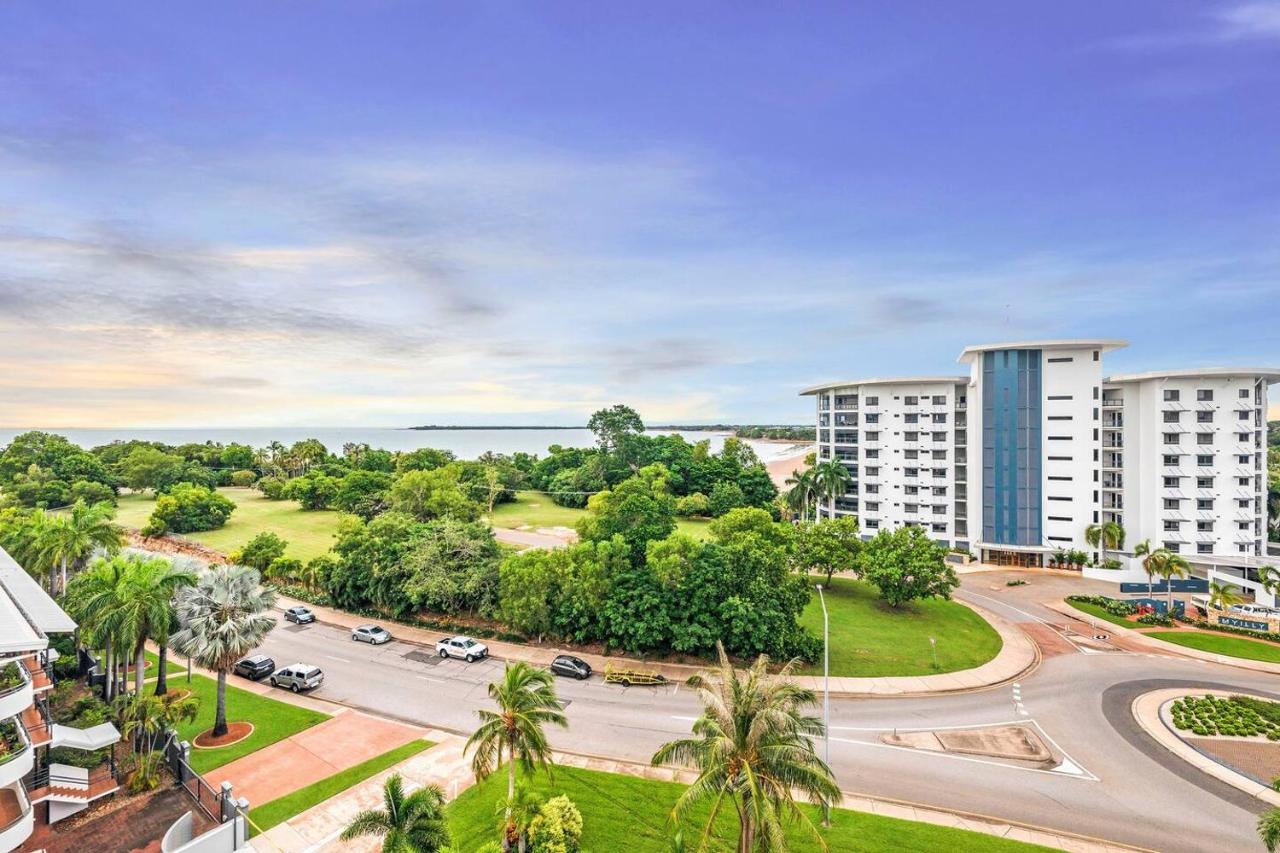 Captain's Lookout - Penthouse Living at Cullen Bay - B&B
