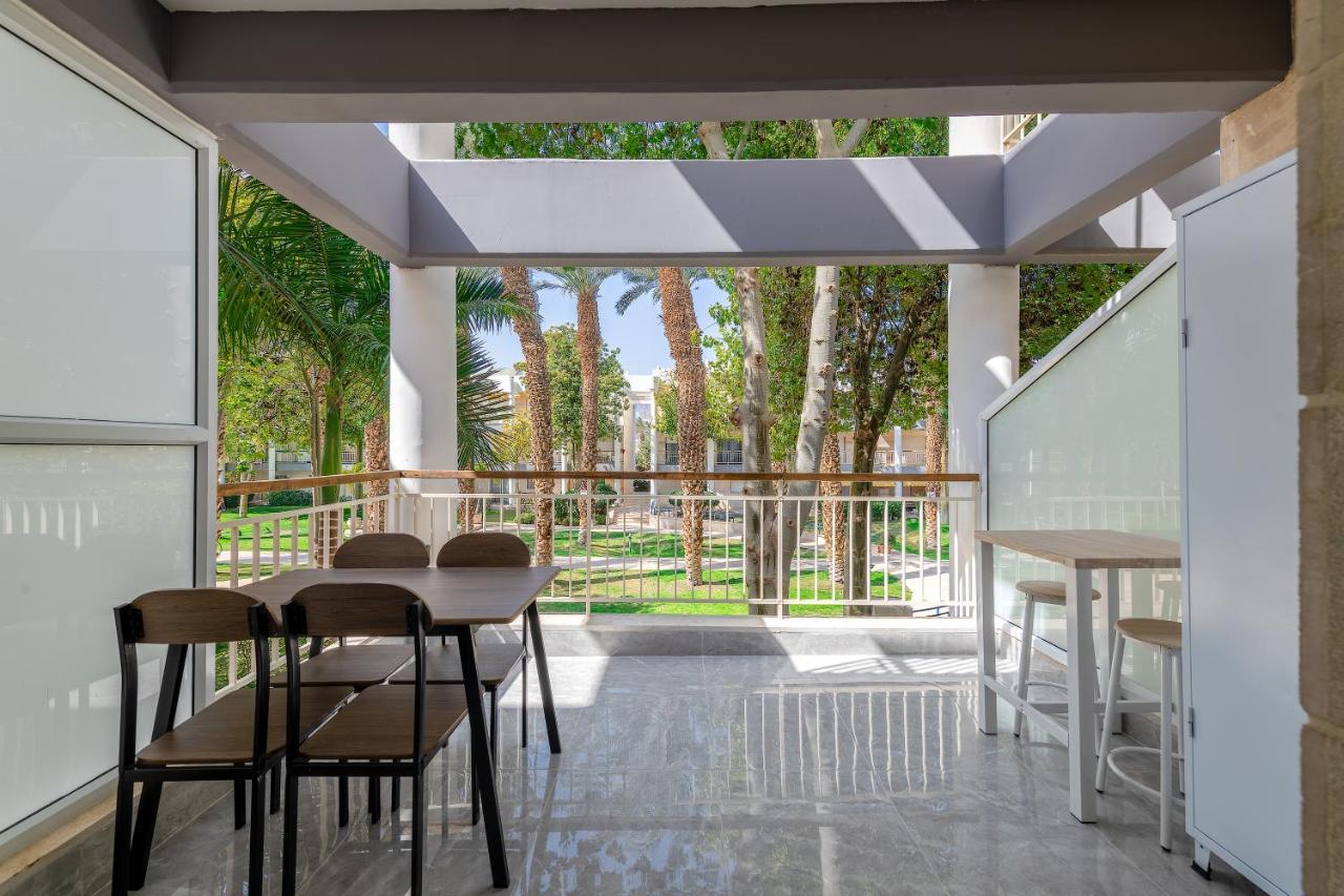 Apartment mit Balkon