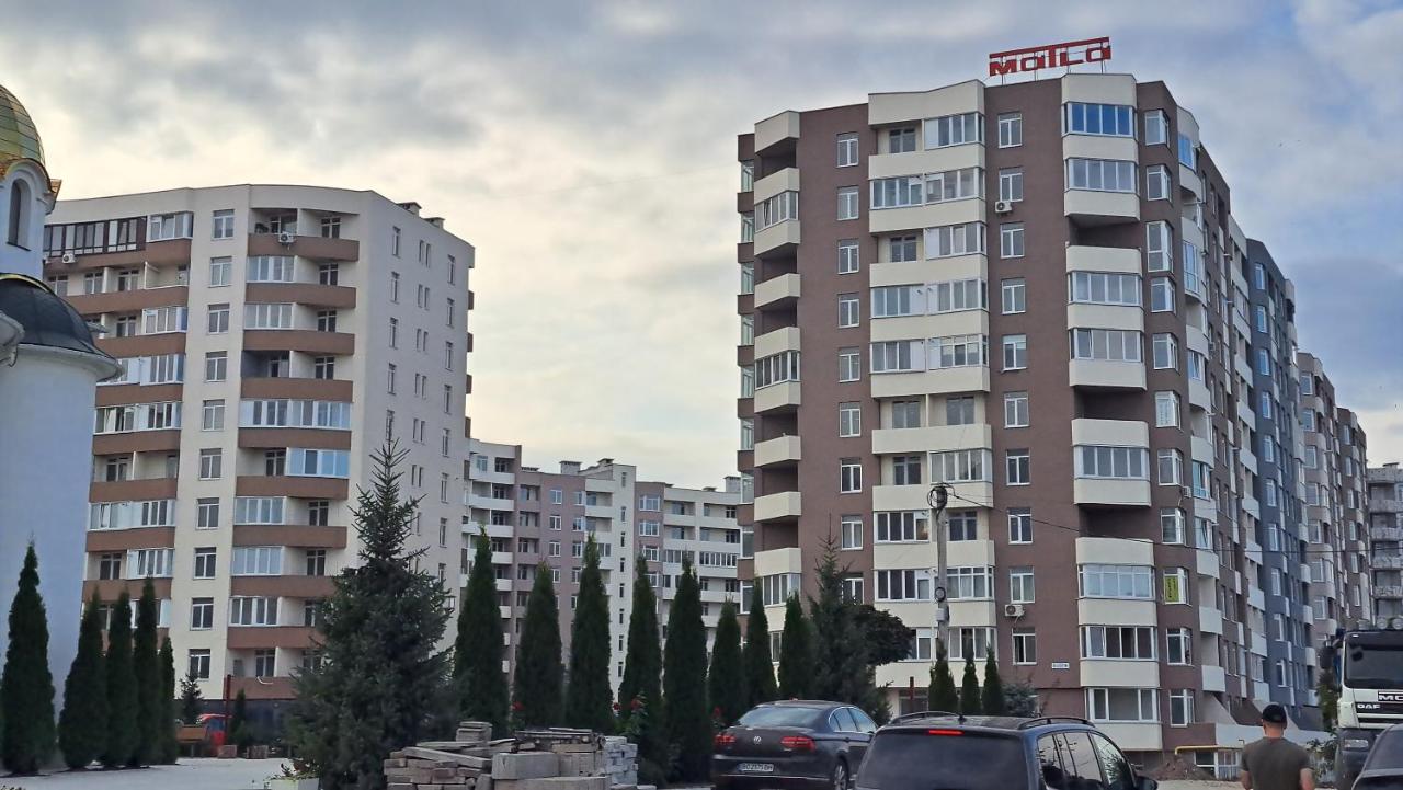 Black&White Нова стильна квартира на Київській - B&B Ternopil'