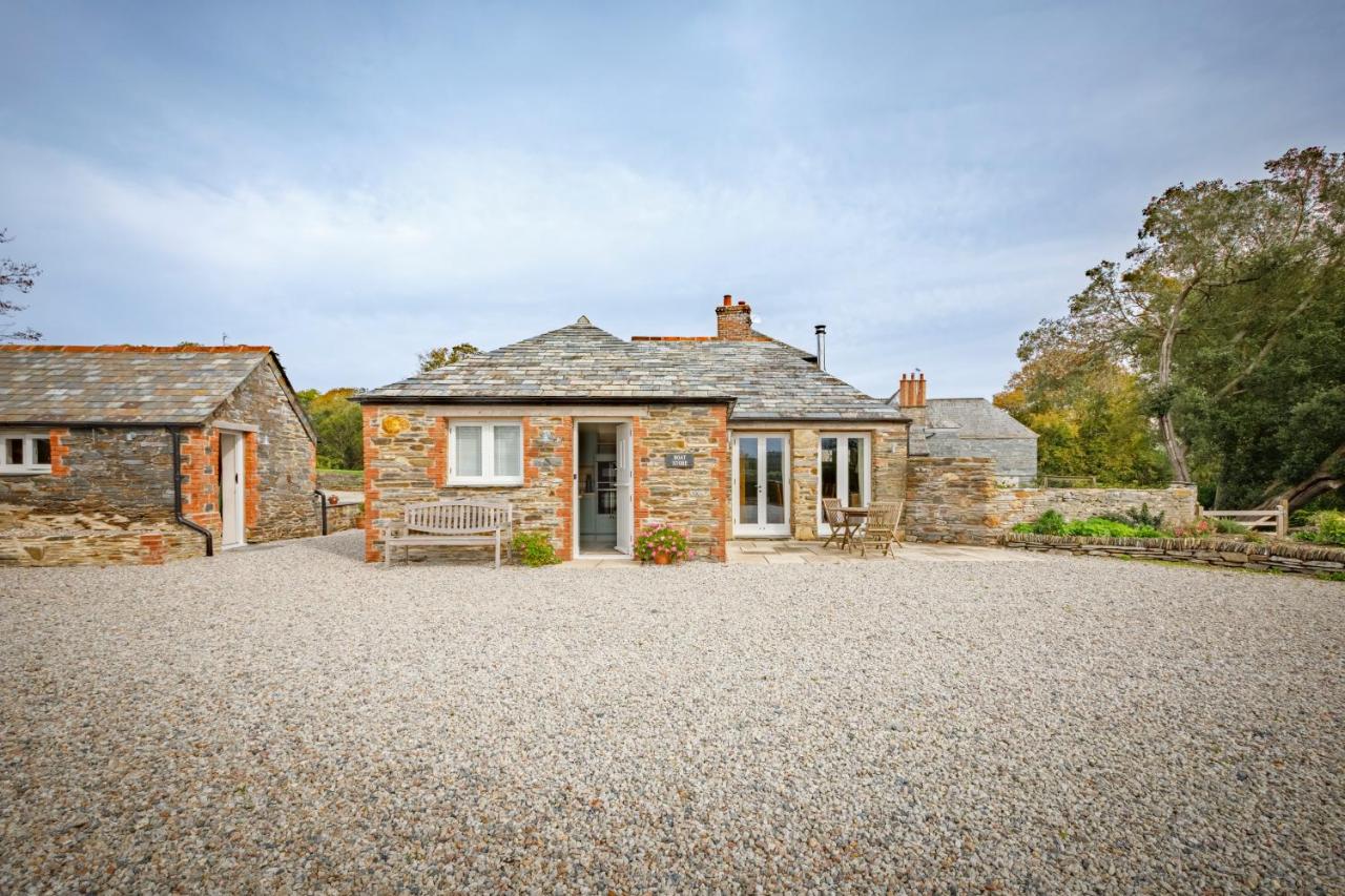 Trewornan Manor - Bed and Breakfast
