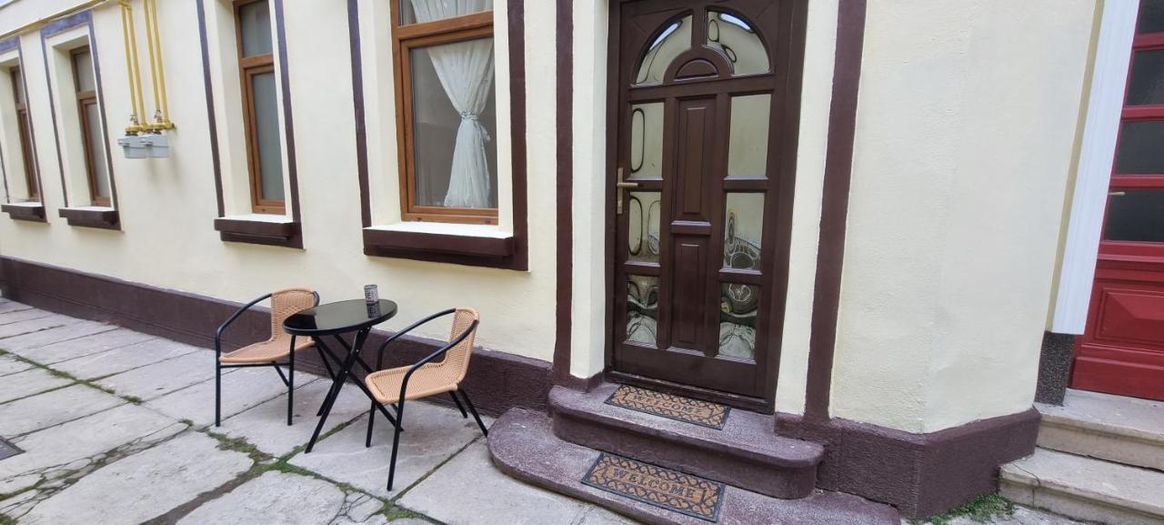 Happy Mood Apartment 5 - B&B